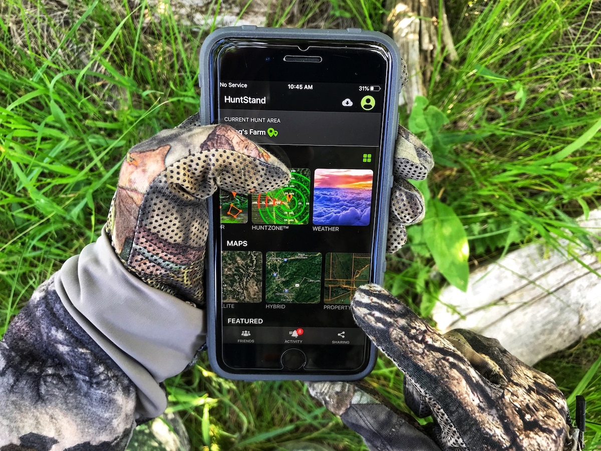 Your HuntStand hunting app has many features to aid in rating public property. Use the Property Boundary, 3D Map, Public Lands and Contour overlays, among a host of others, to rate a new public hunting area.