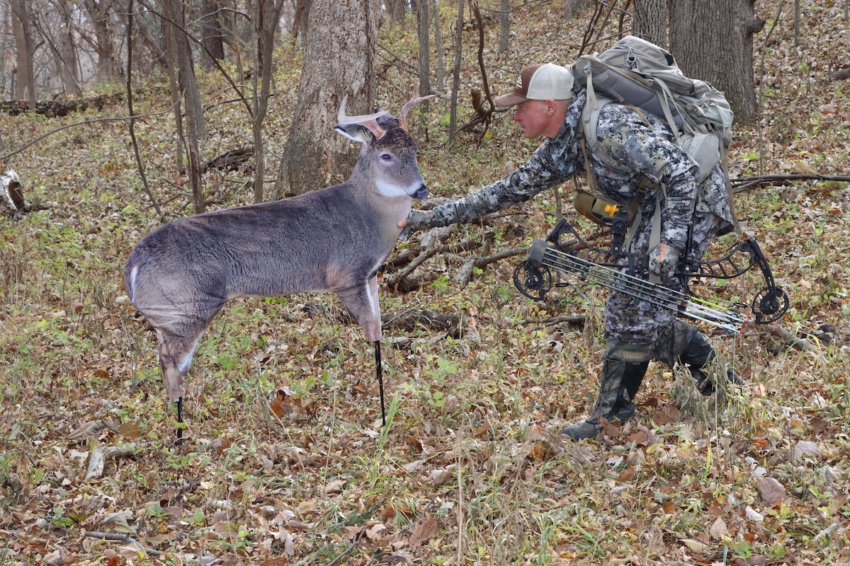 The Best Times to Hunt the Whitetail Rut HuntStand
